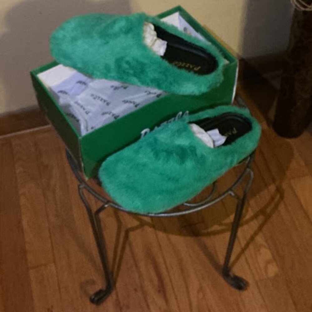 Emerald-Green, Furry Slides